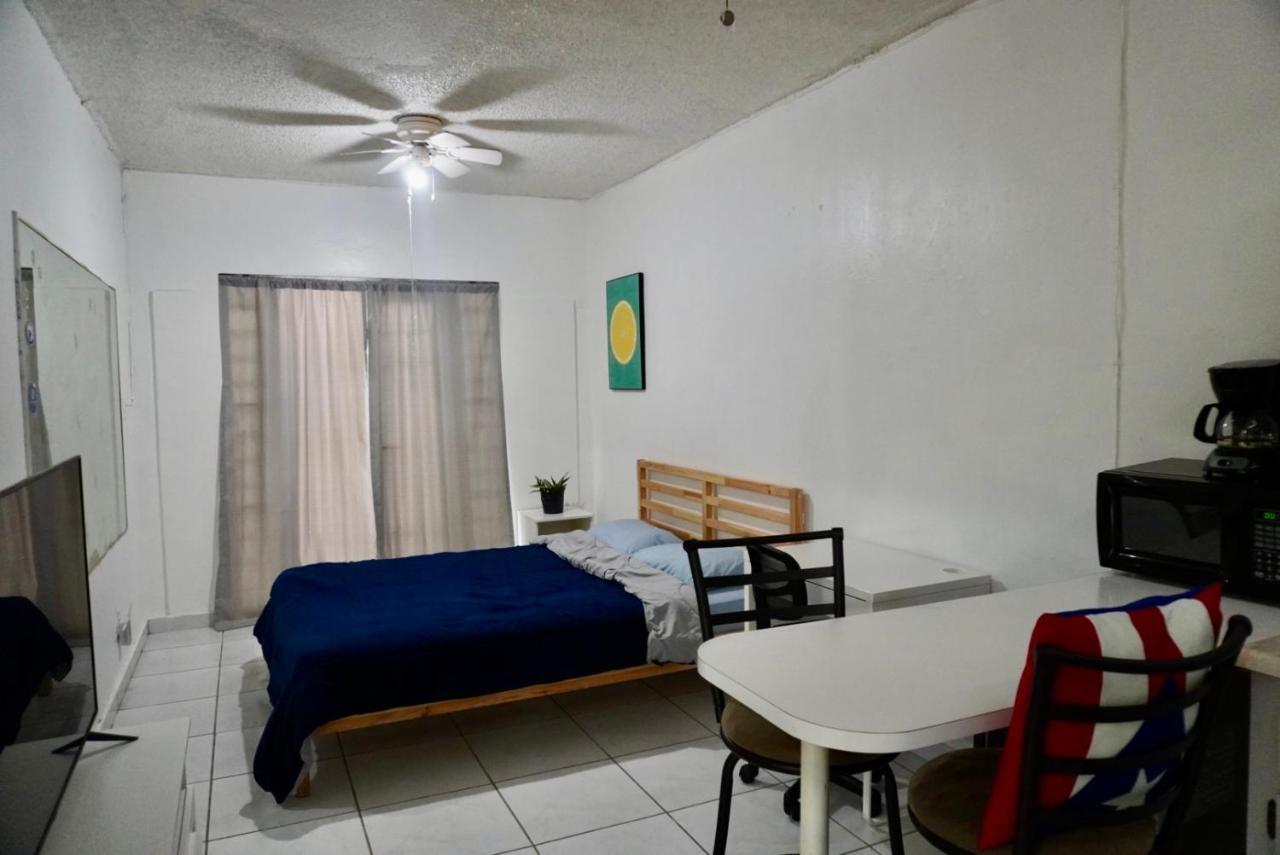 All You Need Studios Walking Distance To Beach Isla Verde San Juan Esterno foto